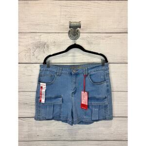 New Max Women's Ultra Soft Cargo Stretch Jean Shorts Size 16